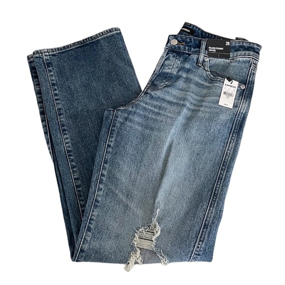 Express Relaxed Straight Leg Low Rise Distress Ripped Blue Jeans Women’s size 2R - Picture 13 of 13